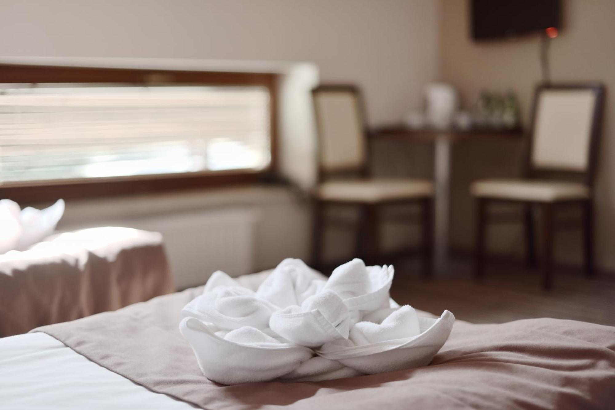 Hotel Aviator Kielce "Business Hotel Medical & Spa" Eksteriør billede