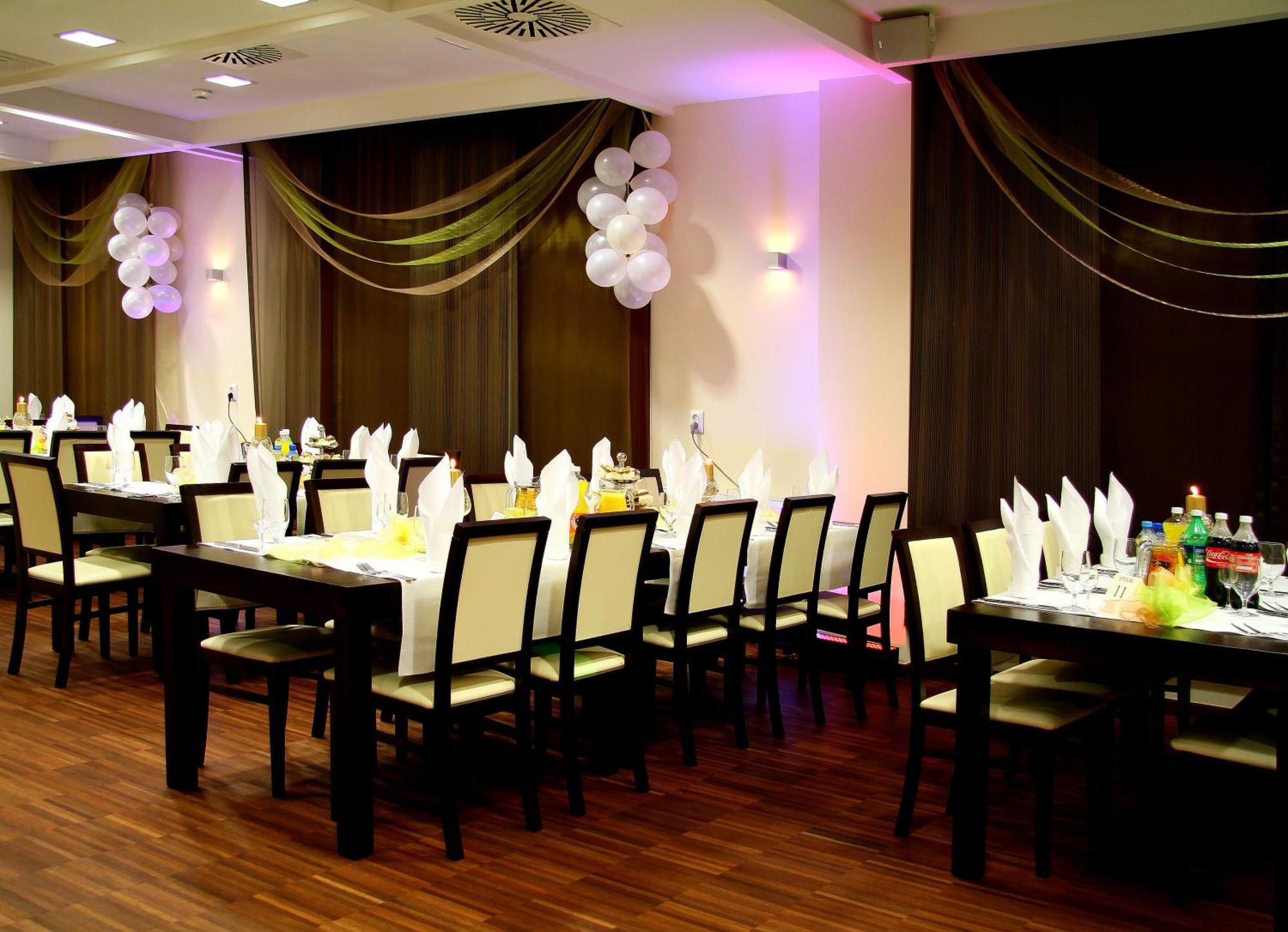 Hotel Aviator Kielce "Business Hotel Medical & Spa" Eksteriør billede