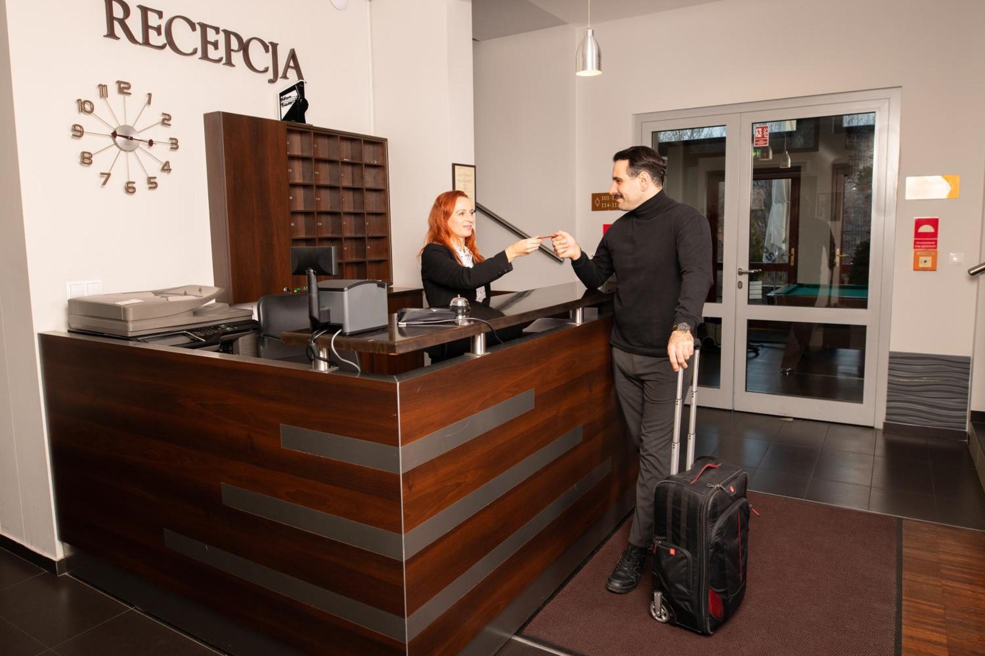 Hotel Aviator Kielce "Business Hotel Medical & Spa" Eksteriør billede