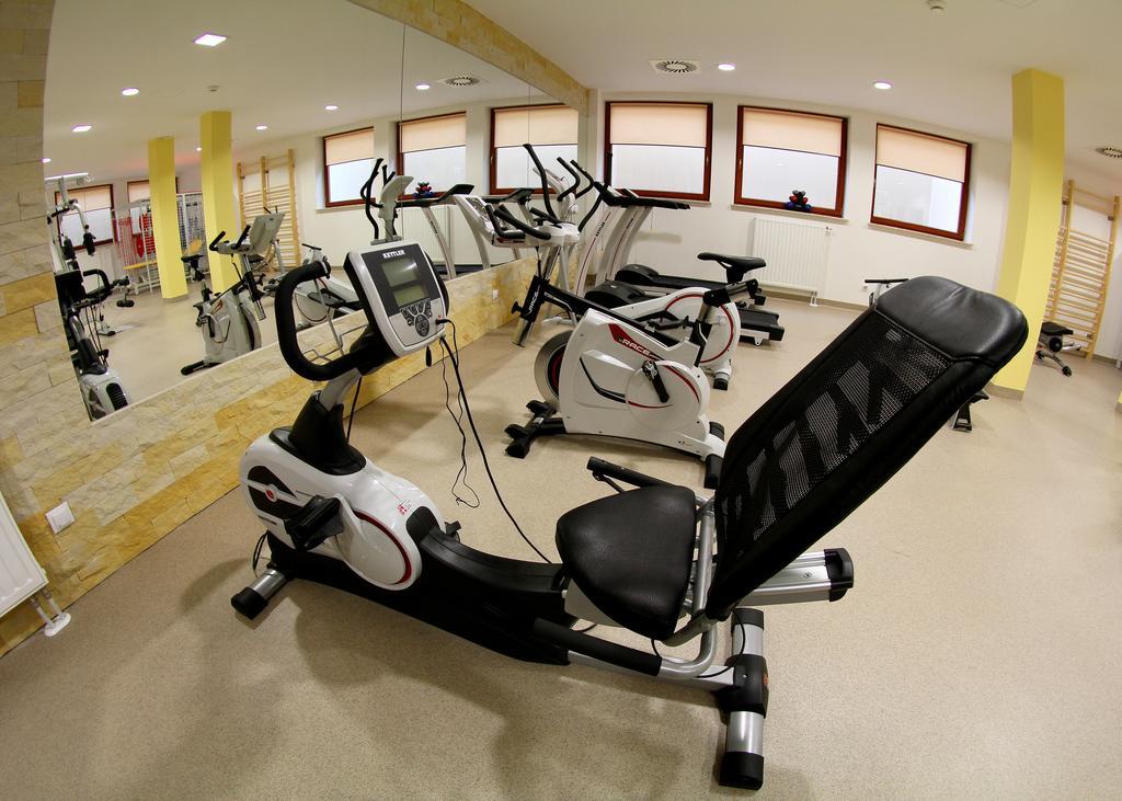 Hotel Aviator Kielce "Business Hotel Medical & Spa" Eksteriør billede