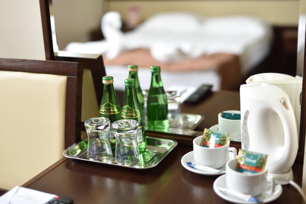 Hotel Aviator Kielce "Business Hotel Medical & Spa" Eksteriør billede